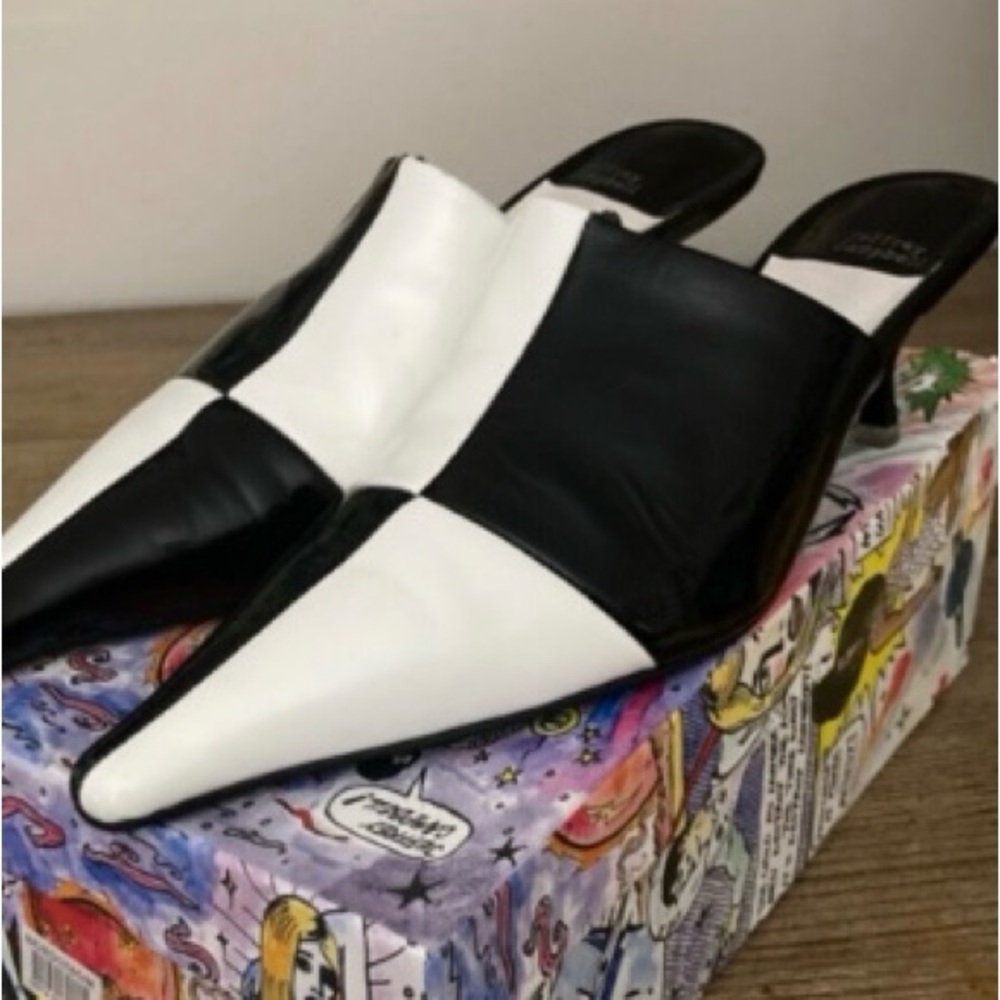 Women’s JEFFREY CAMPBELL Ocular Black/White Leather Patent Mules Sz. 9